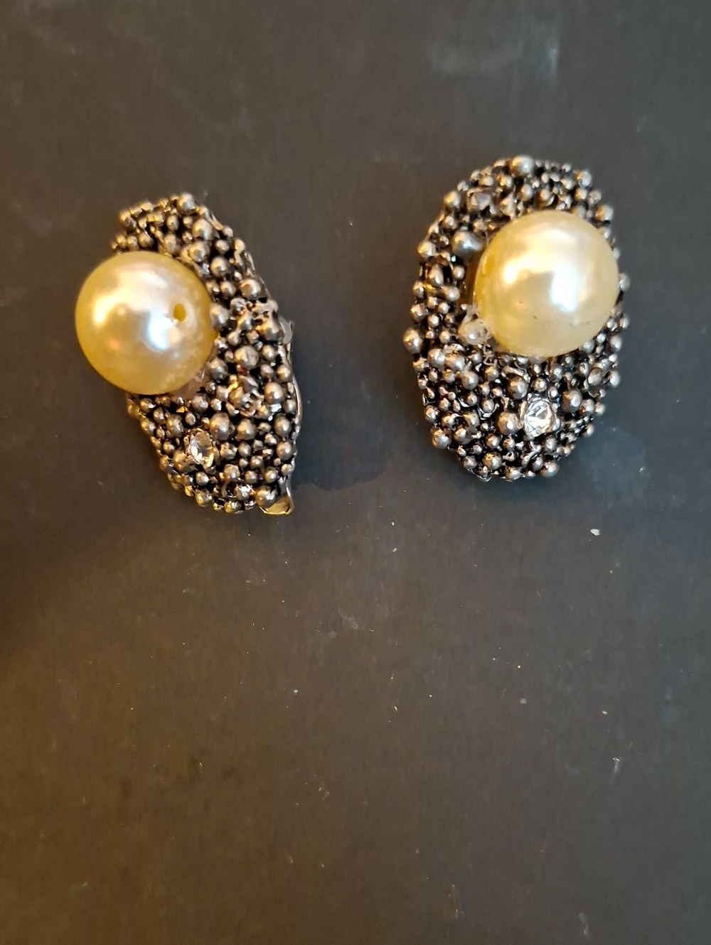 1950 / 60s Faux Pearl Clip On Earrings, Pearls Glow Under UV Light